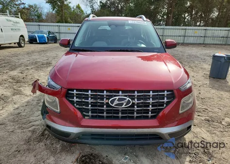 2025 Hyundai Venue Sel z USA, uszkodzony, nr VIN KMHRC8A34SU346355